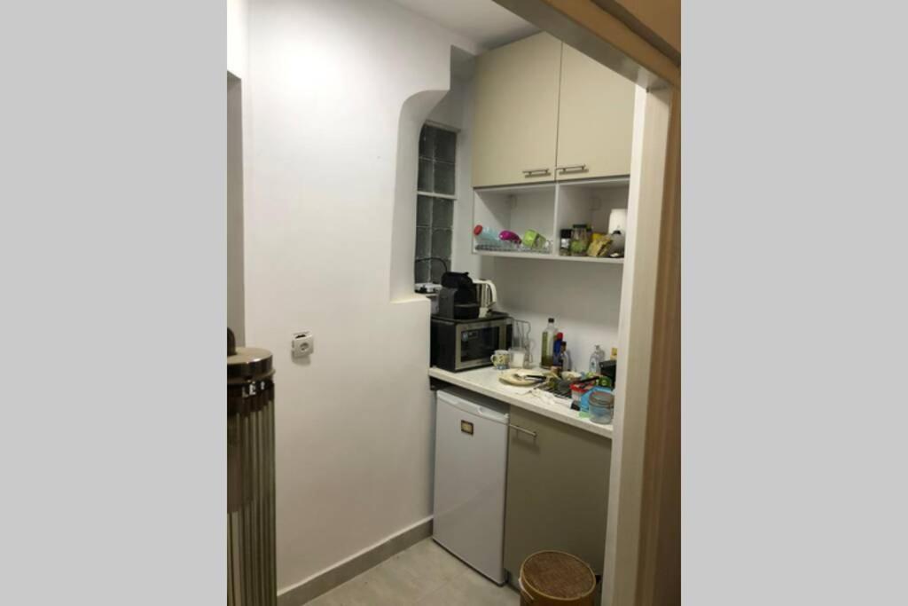 アテネExarcheia: Independent Ground Floor House.アパートメント エクステリア 写真